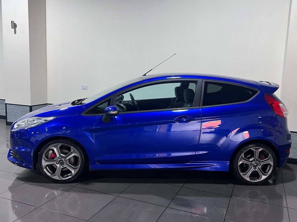 Used Ford Fiesta 2017 for sale - 76595875: Photo 4