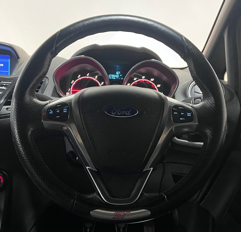 Used Ford Fiesta 2017 for sale - 76595875: Photo 8