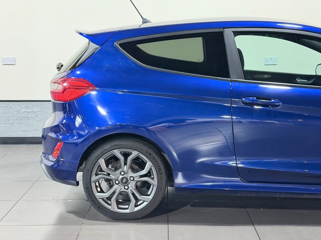 Used Ford Fiesta 2018 for sale - 76665589: Photo 15