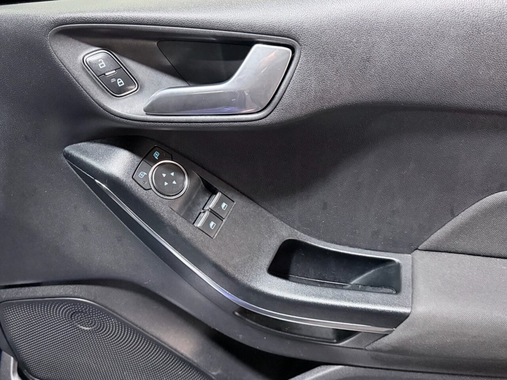 Used Ford Fiesta 2018 for sale - 76665589: Photo 22