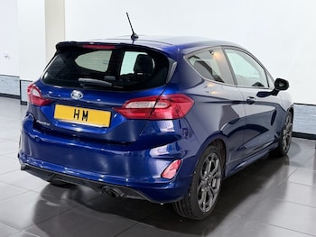 Used Ford Fiesta 2018 for sale - 76665589: Photo