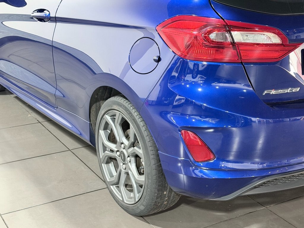 Used Ford Fiesta 2018 for sale - 76665589: Photo 31