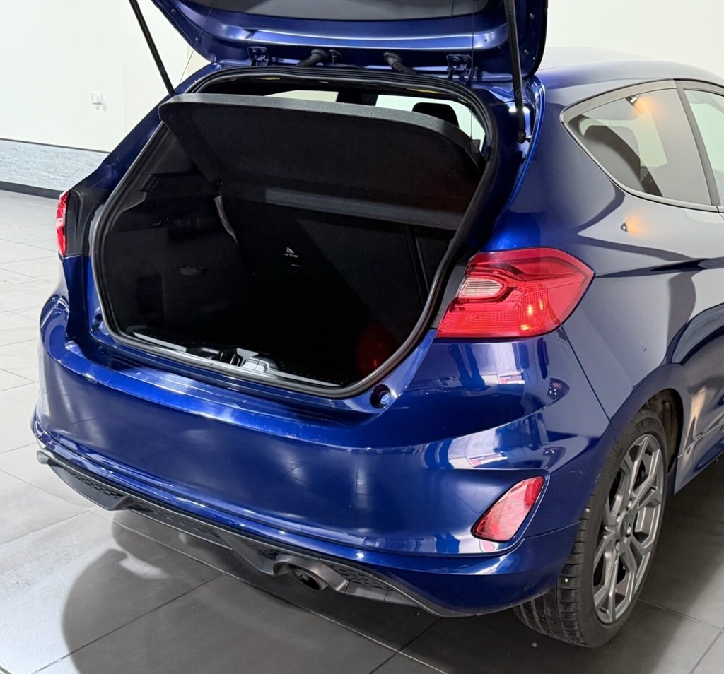 Used Ford Fiesta 2018 for sale - 76665589: Photo 32