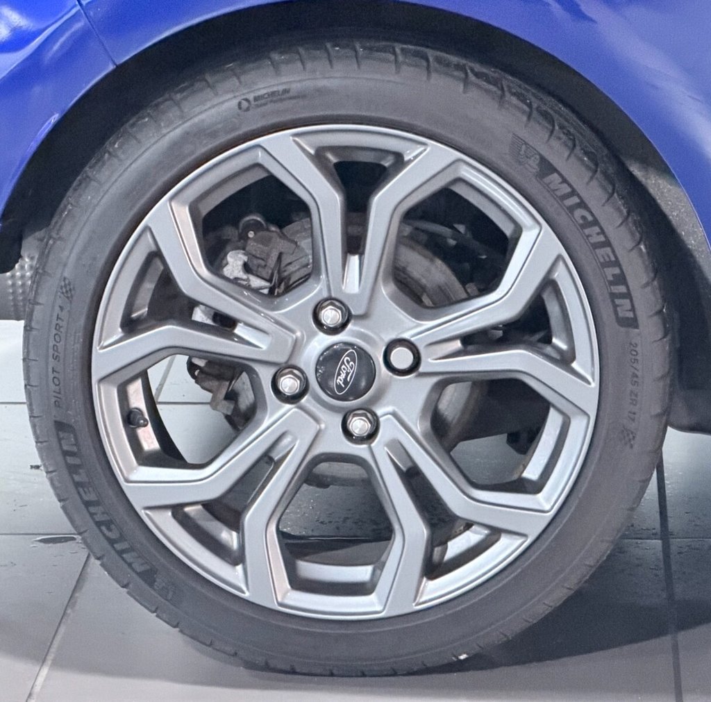 Used Ford Fiesta 2018 for sale - 76665589: Photo 36