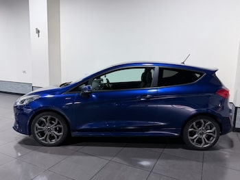 Used Ford Fiesta 2018 for sale - 76665589: Photo