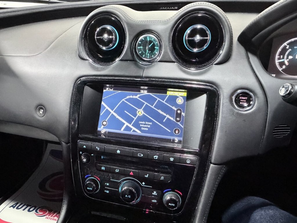 Used Jaguar XJ 2015 for sale - 76883247: Photo 10