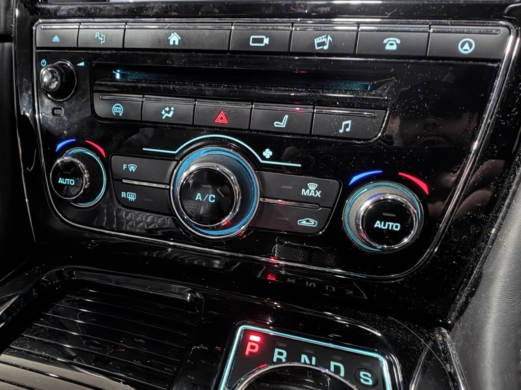 Used Jaguar XJ 2015 for sale - 76883247: Photo 12