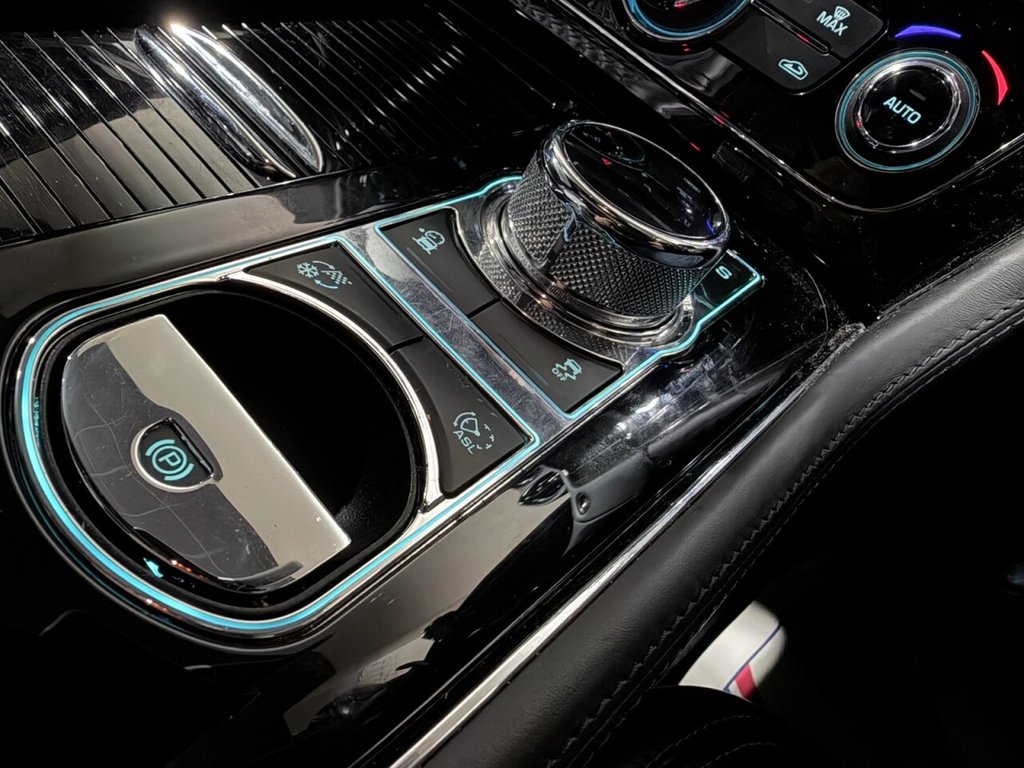 Used Jaguar XJ 2015 for sale - 76883247: Photo 13