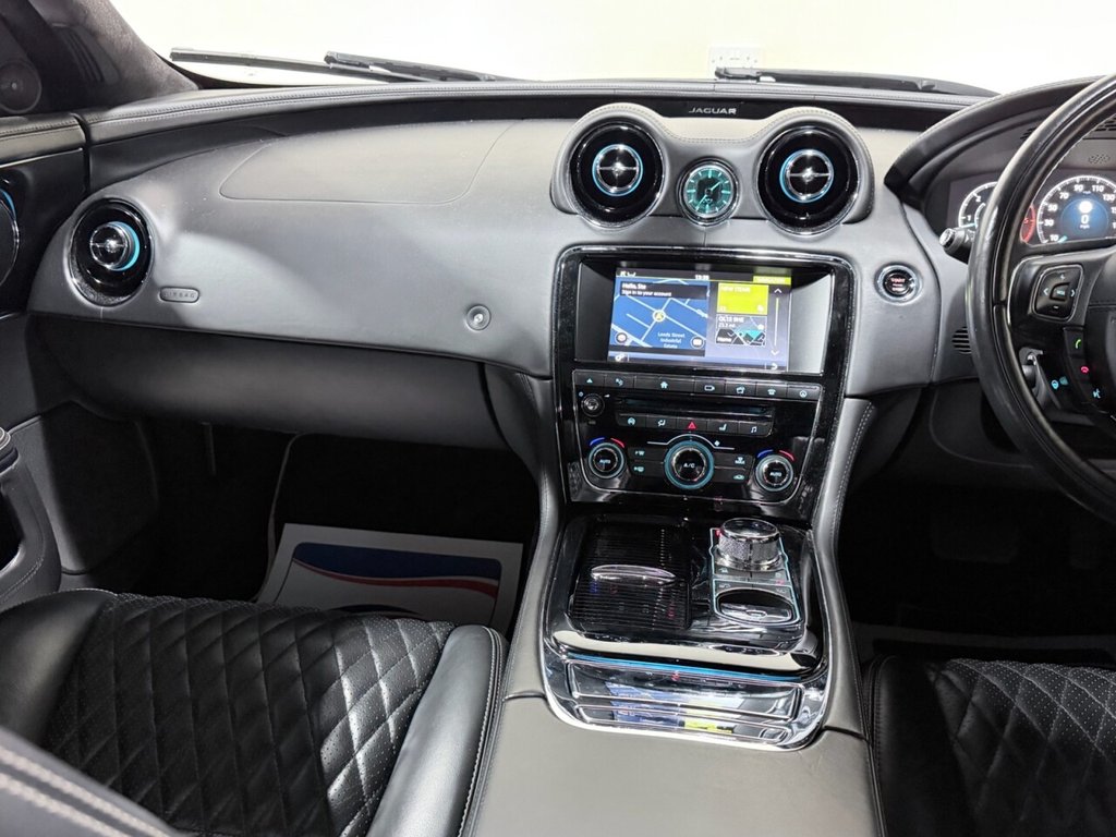 Used Jaguar XJ 2015 for sale - 76883247: Photo 24