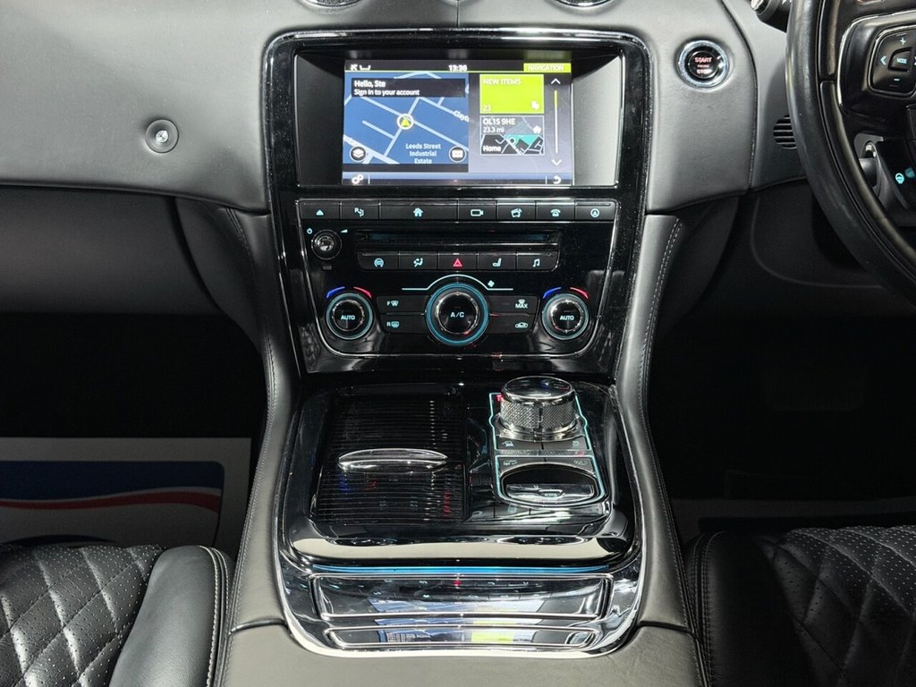 Used Jaguar XJ 2015 for sale - 76883247: Photo 25