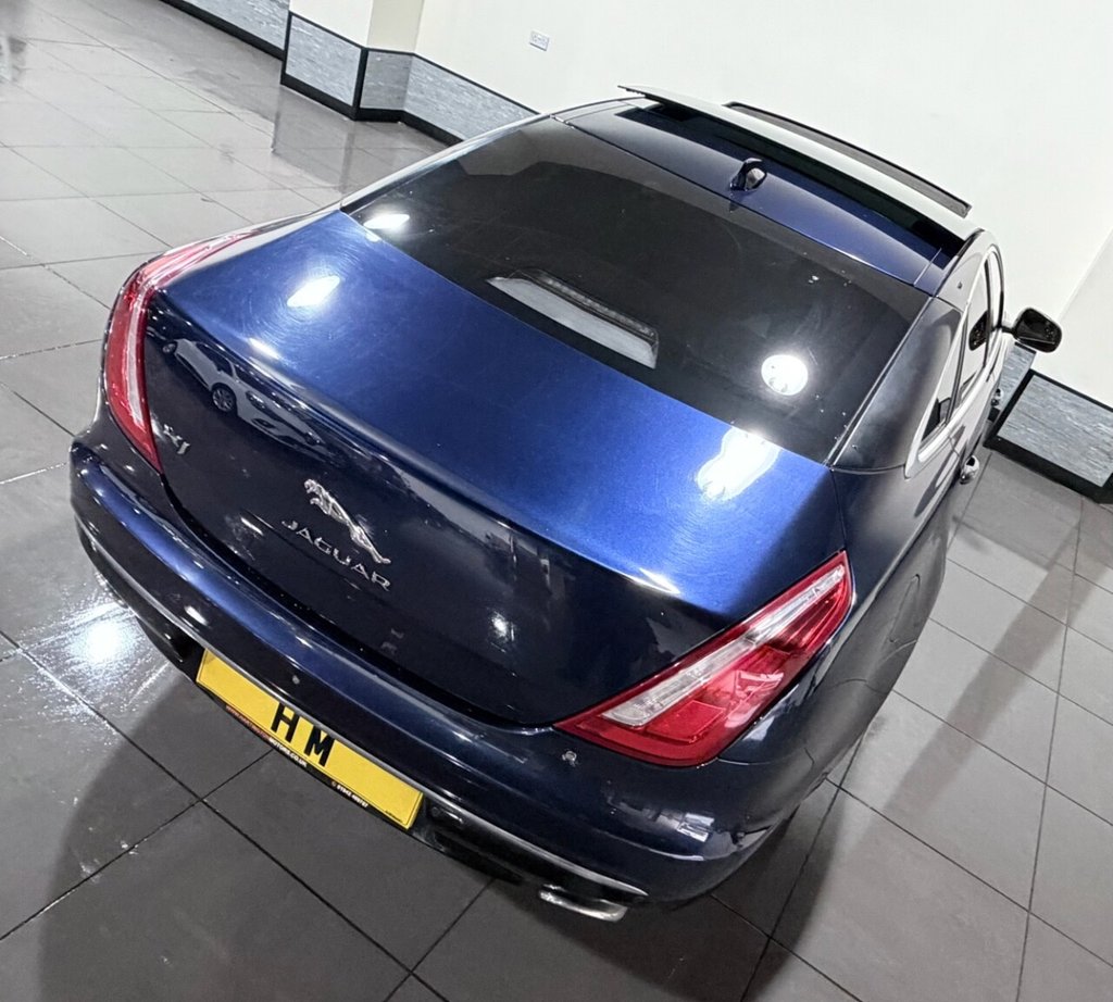 Used Jaguar XJ 2015 for sale - 76883247: Photo 30