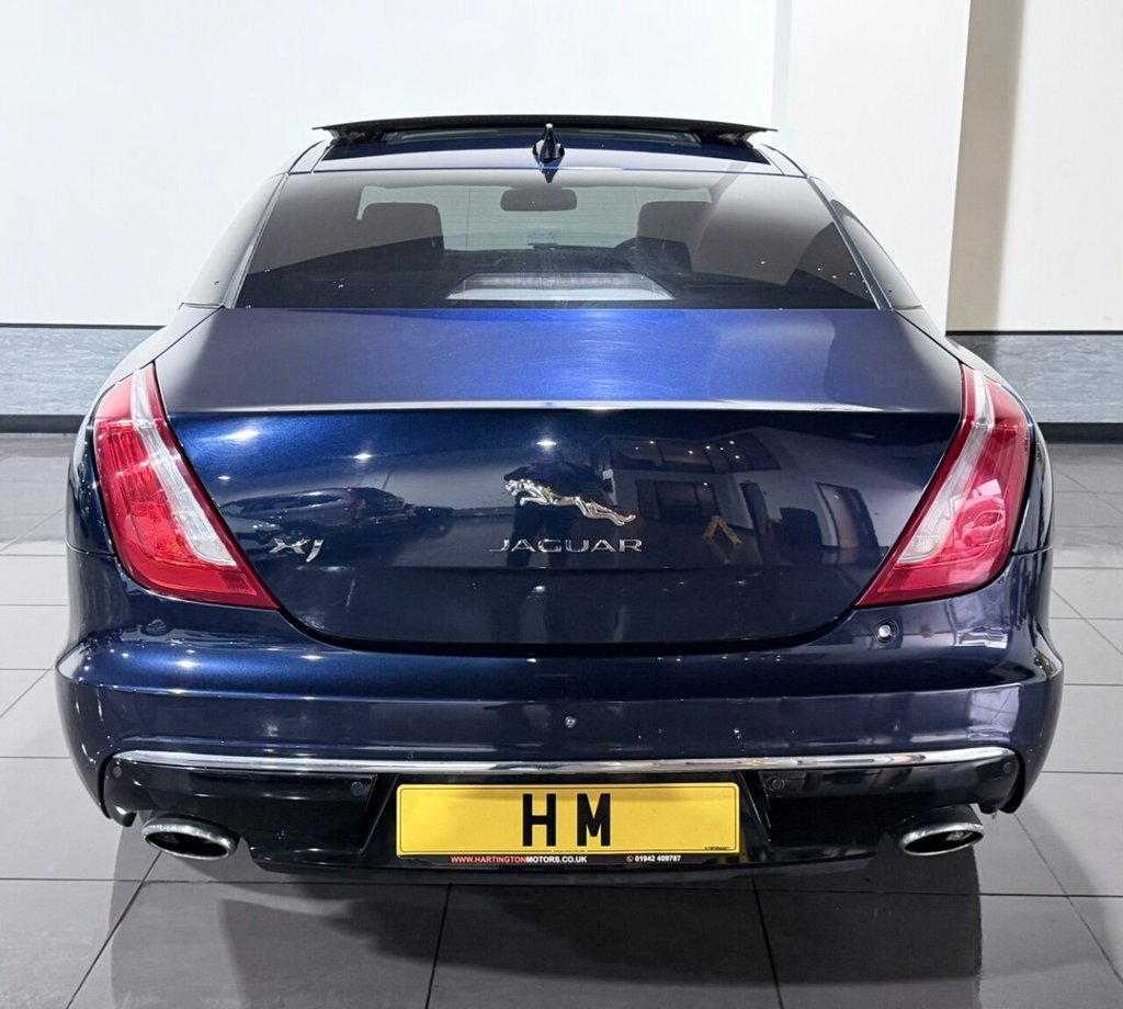 Used Jaguar XJ 2015 for sale - 76883247: Photo 6
