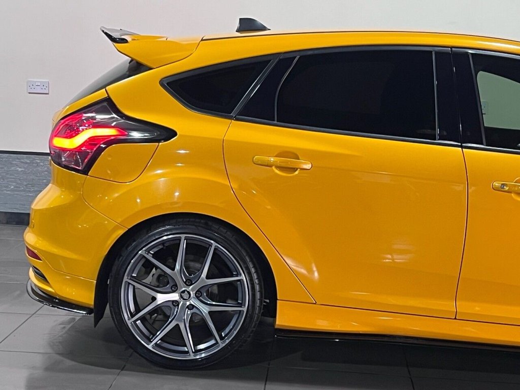 Used Ford Focus 2014 for sale - 77356683: Photo 15