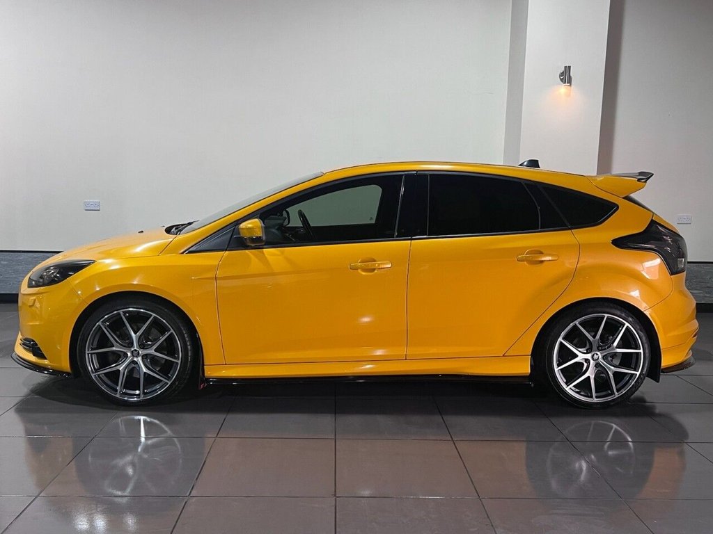 Used Ford Focus 2014 for sale - 77356683: Photo 4