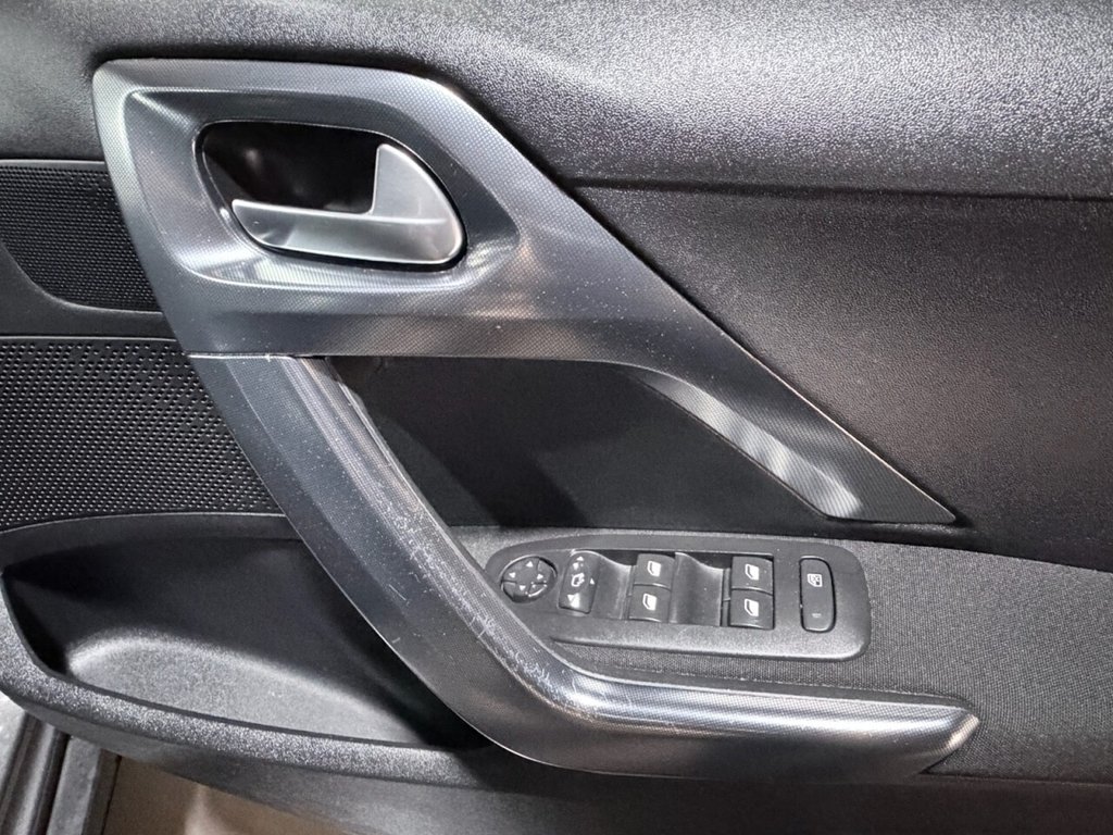 Used Peugeot 2008 2017 for sale - 77703706: Photo 22