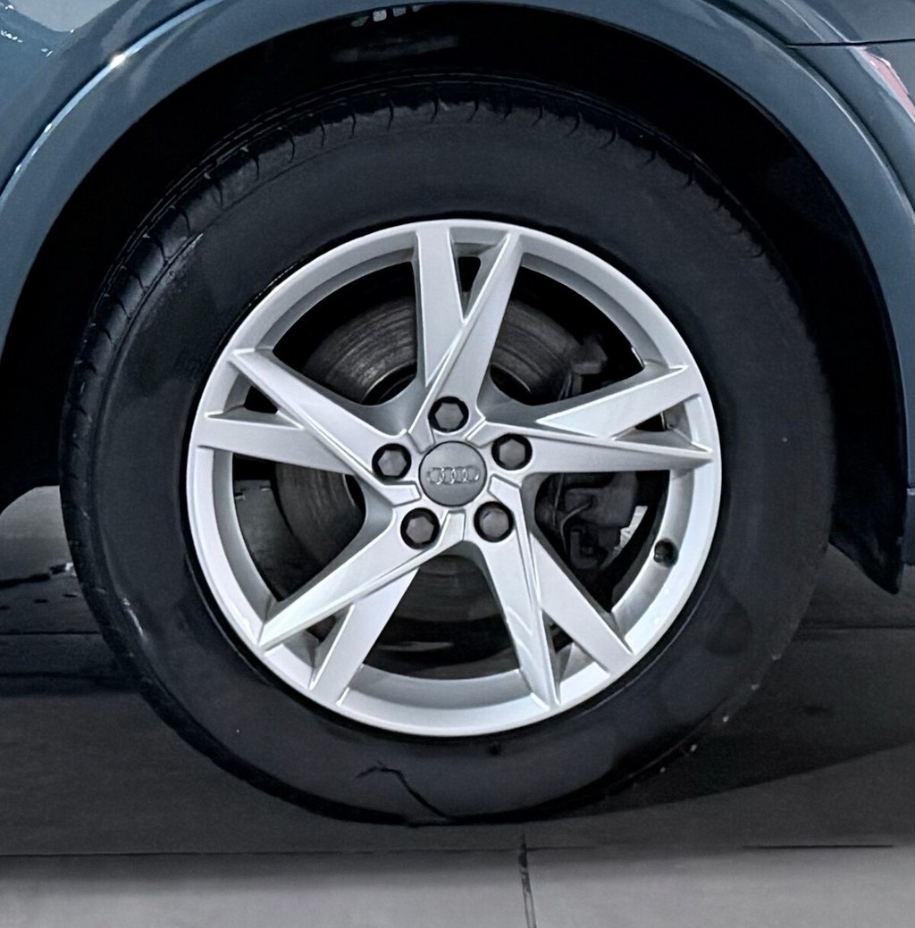 Used Audi Q3 2015 for sale - 76698893: Photo 38