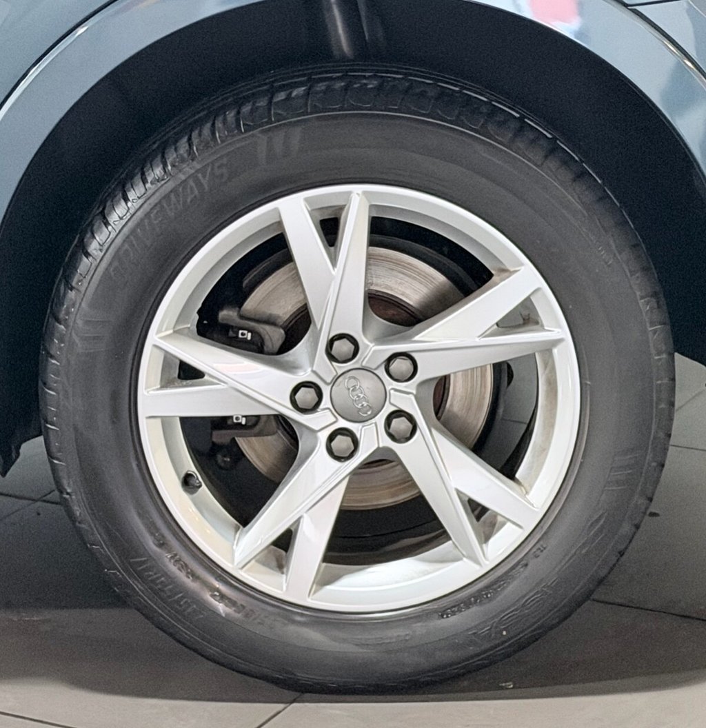 Used Audi Q3 2015 for sale - 76698893: Photo 41