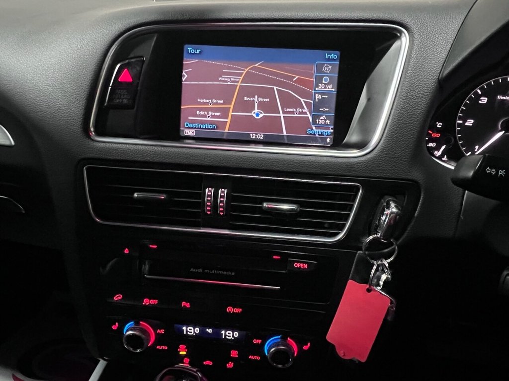 Used Volkswagen Touareg 2019 for sale - 76547196: Photo 10