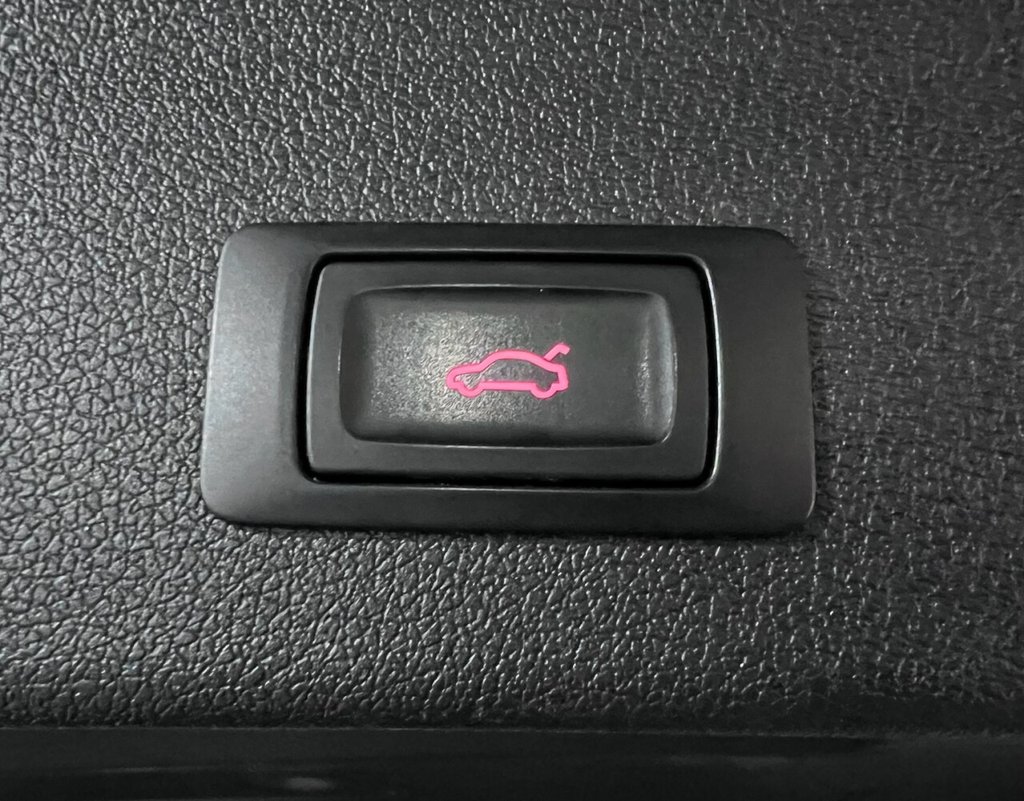 Used Volkswagen Touareg 2019 for sale - 76547196: Photo 36