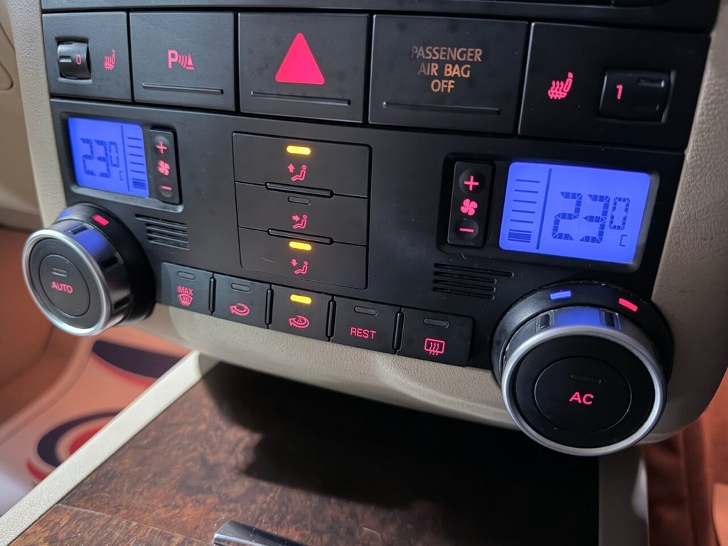 Used Volkswagen Touareg 2009 for sale - 77399829: Photo 11