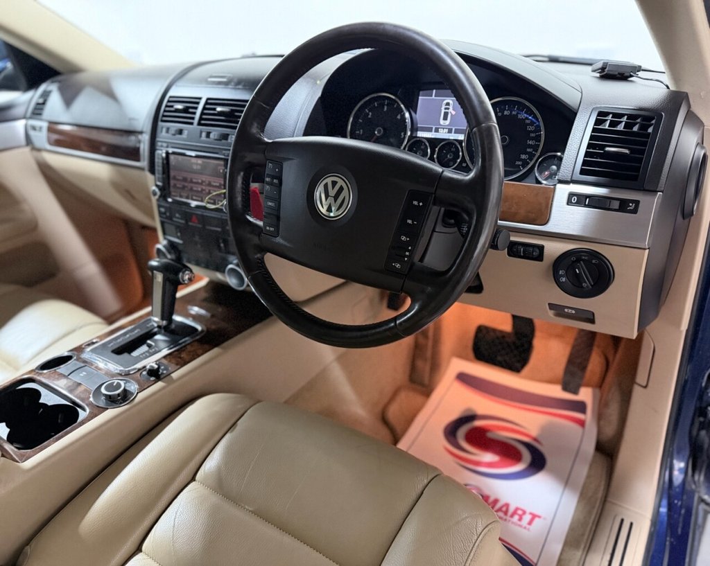 Used Volkswagen Touareg 2009 for sale - 77399829: Photo 23