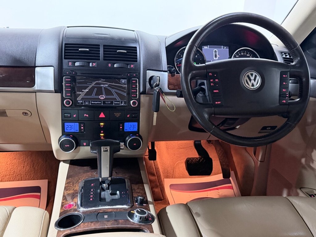 Used Volkswagen Touareg 2009 for sale - 77399829: Photo 24