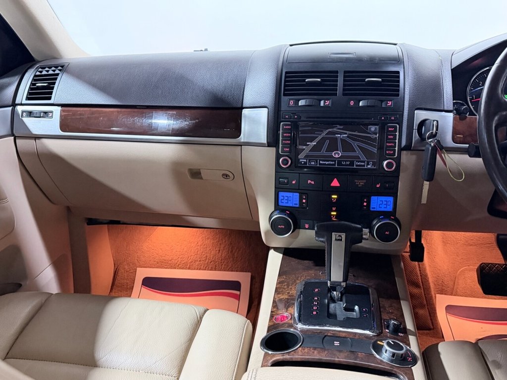 Used Volkswagen Touareg 2009 for sale - 77399829: Photo 25