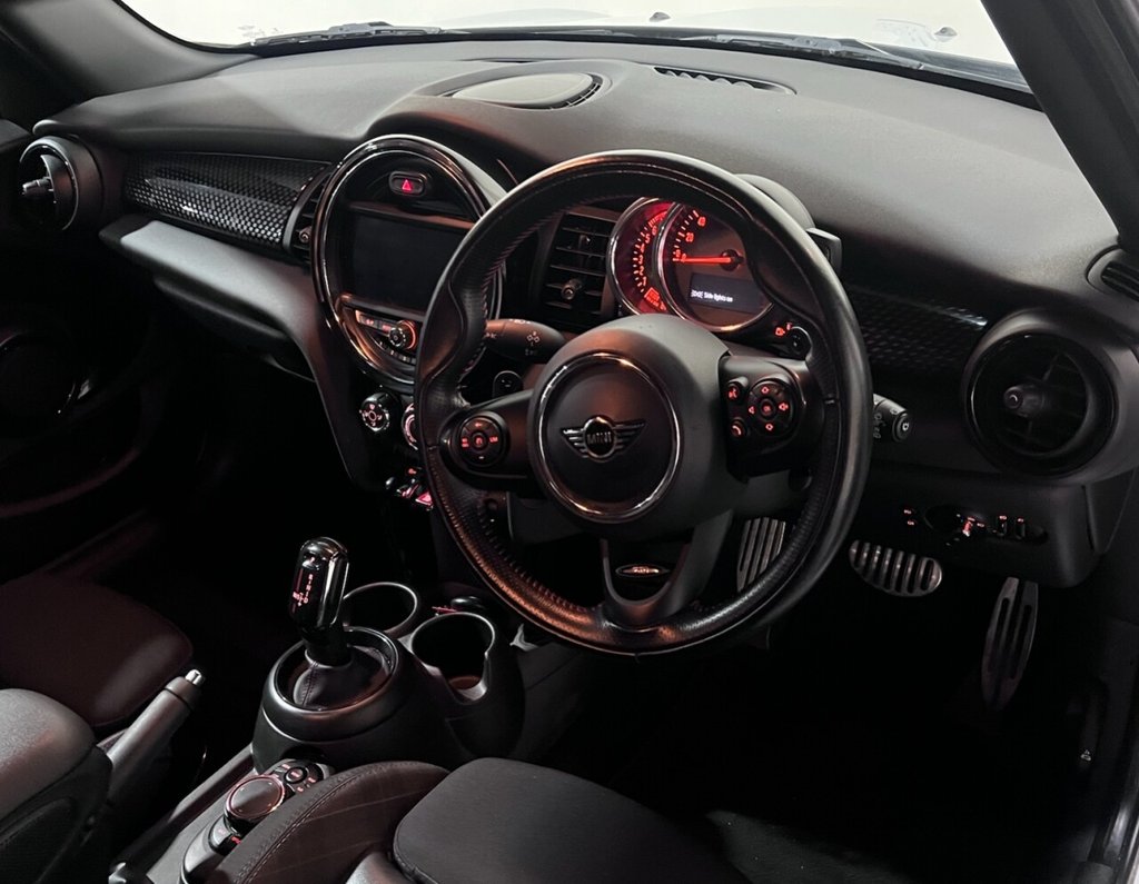 Used MINI Hatch 2018 for sale - 76496610: Photo 24