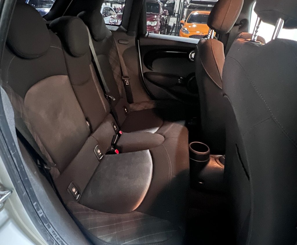 Used MINI Hatch 2018 for sale - 76496610: Photo 29