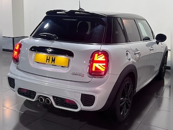 Used MINI Hatch 2018 for sale - 76496610: Photo