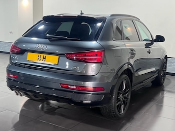 Used Audi Q3 2017 for sale - 76210110: Photo 2
