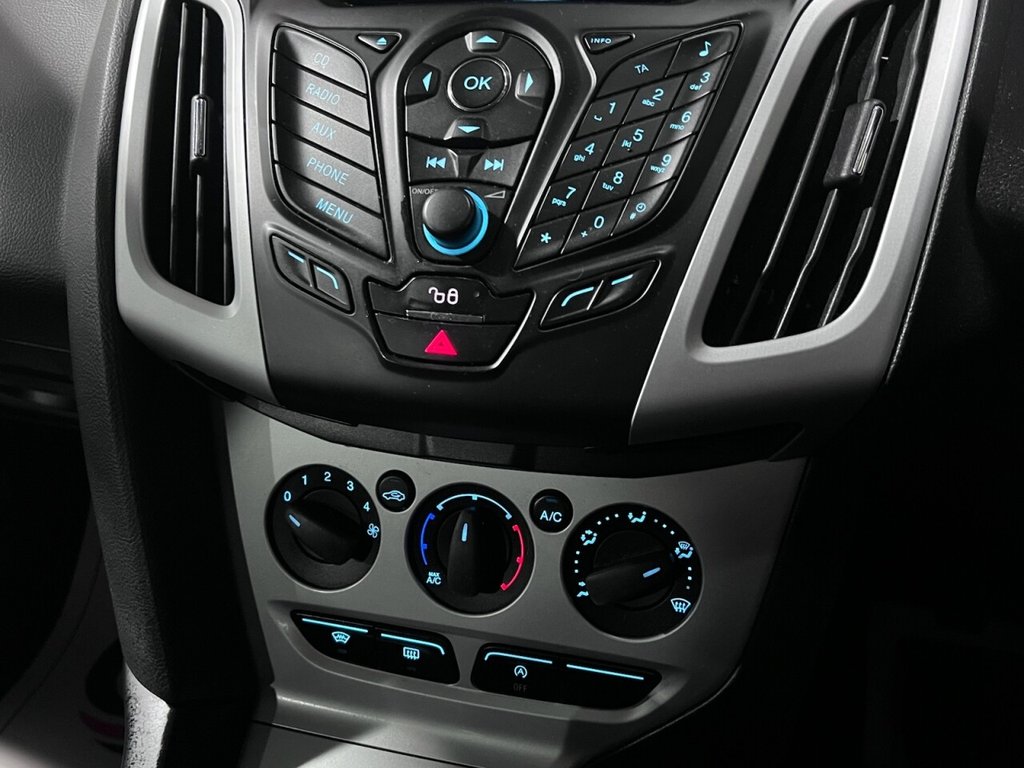 Used Ford Focus 2013 for sale - 76386083: Photo 11