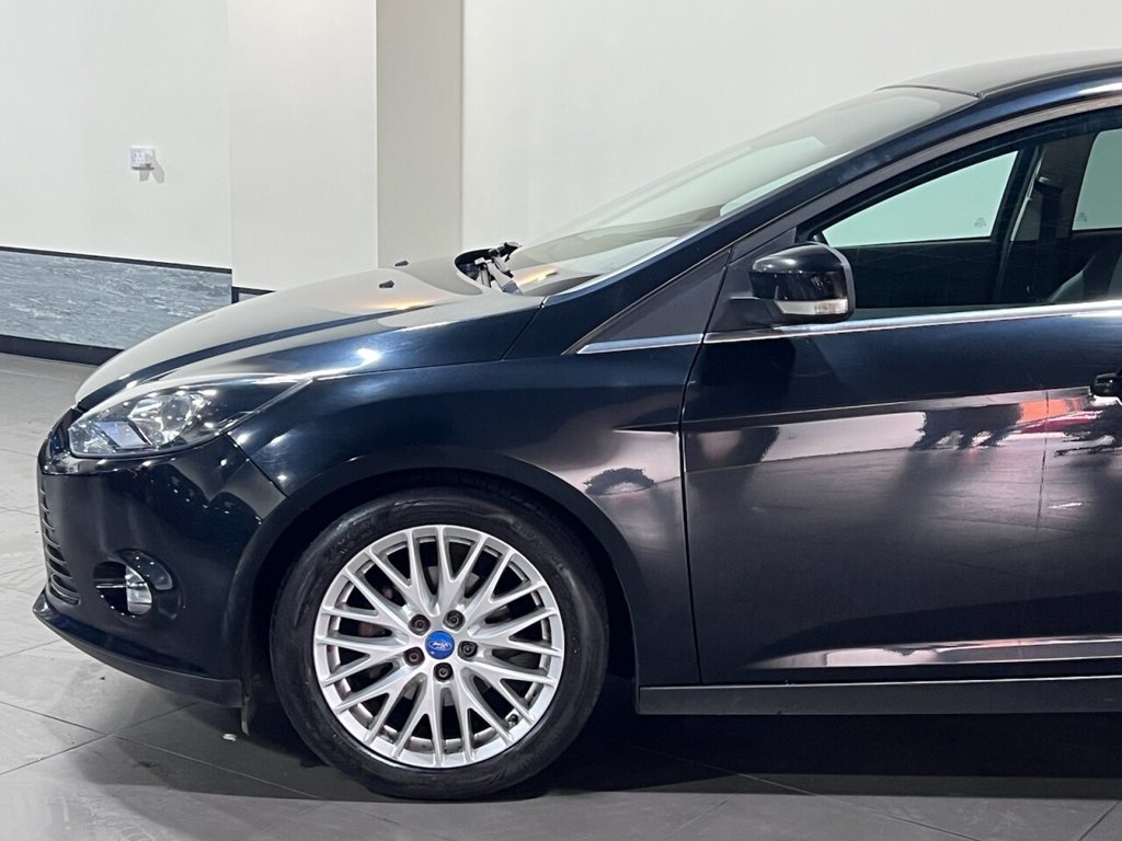 Used Ford Focus 2013 for sale - 76386083: Photo 17