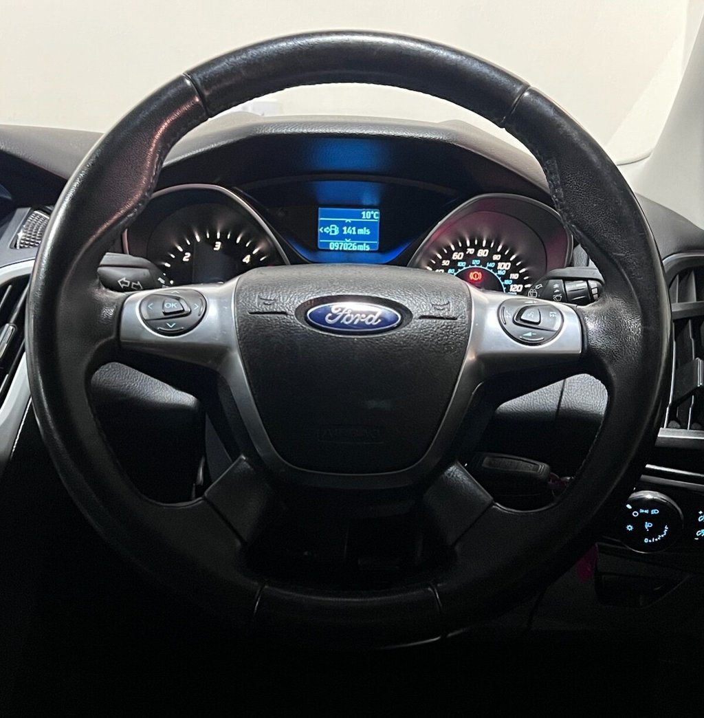 Used Ford Focus 2013 for sale - 76386083: Photo 8