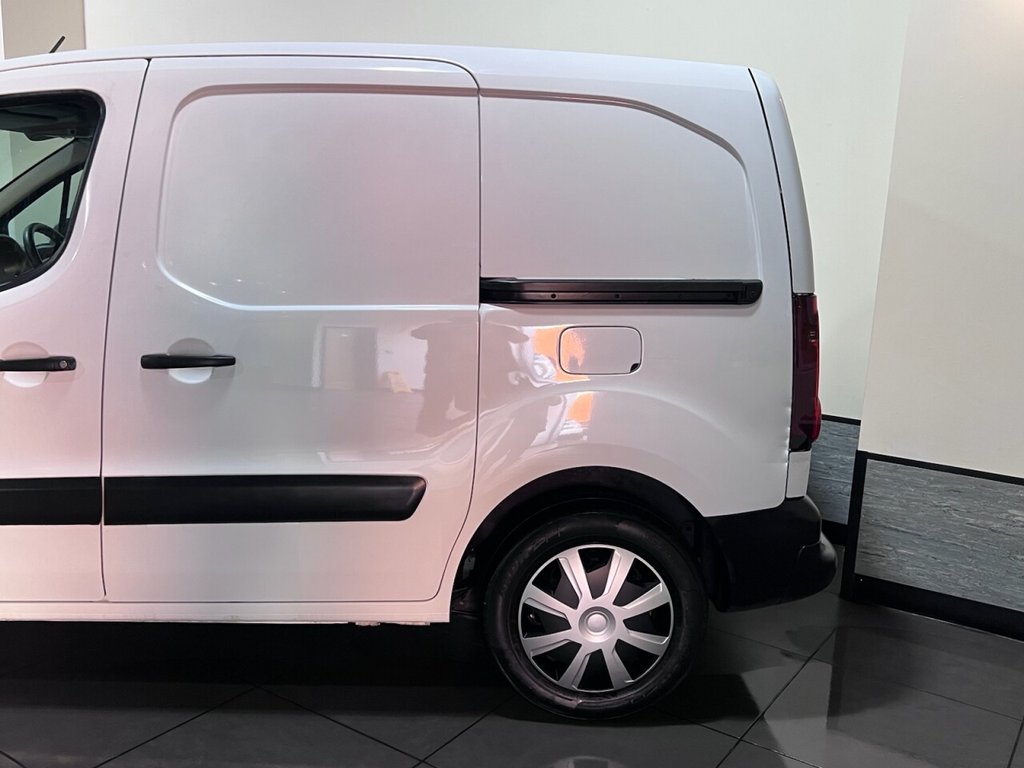 Used Citroen Berlingo 2017 for sale - 77533976: Photo 17
