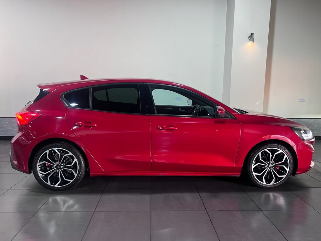 Used Ford Focus 2020 for sale - 76429576: Photo 3