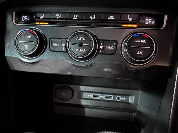 Used Volkswagen Tiguan 2018 for sale - 75512019: Photo 12