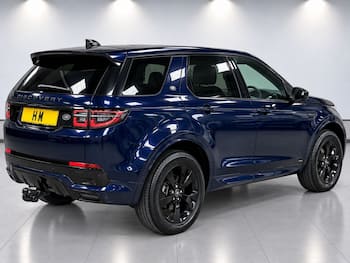 Used Land Rover Discovery Sport 2021 for sale - 79749527: Photo