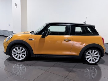 Used MINI Hatch 2015 for sale - 77211942: Photo