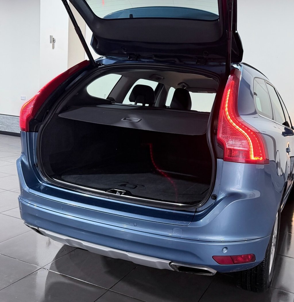 Used Volvo XC60 2015 for sale - 77188242: Photo 34