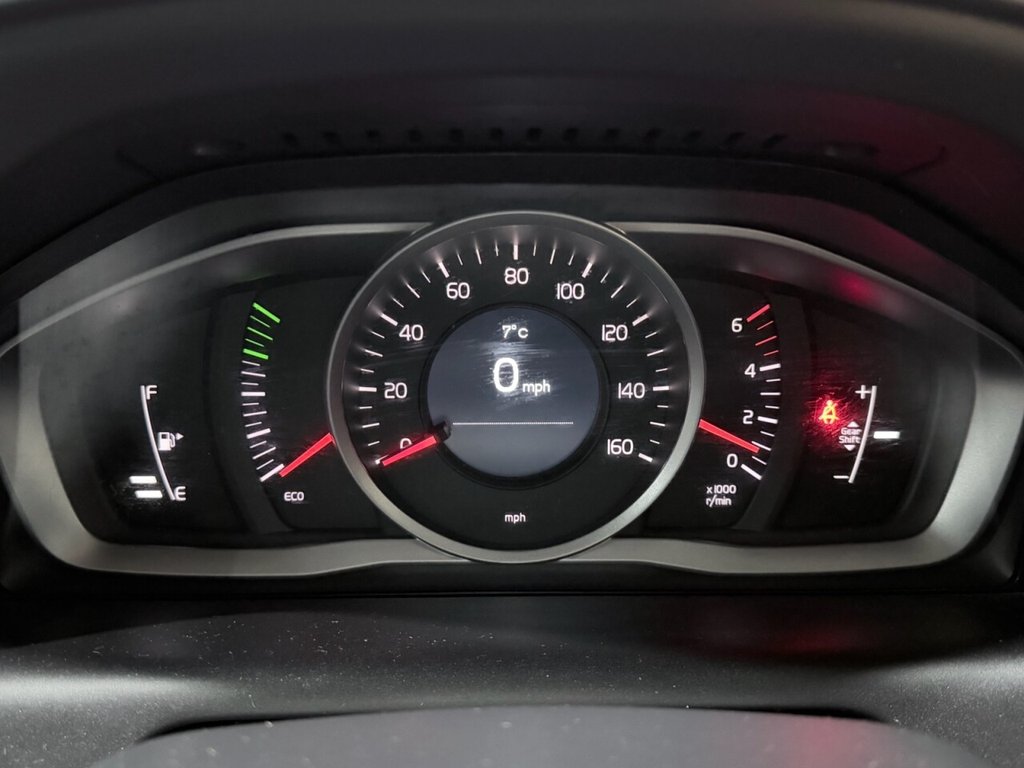 Used Volvo XC60 2015 for sale - 77188242: Photo 9