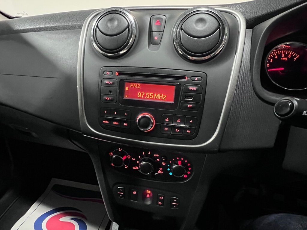 Used Dacia Sandero 2016 for sale - 76496249: Photo 10