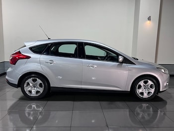 Used Ford Focus 2014 for sale - 75585051: Photo