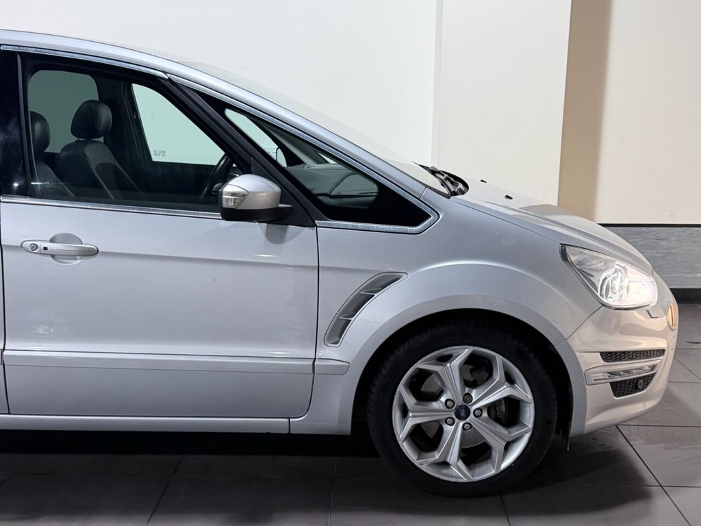 Used Ford S-Max 2010 for sale - 76973105: Photo 15