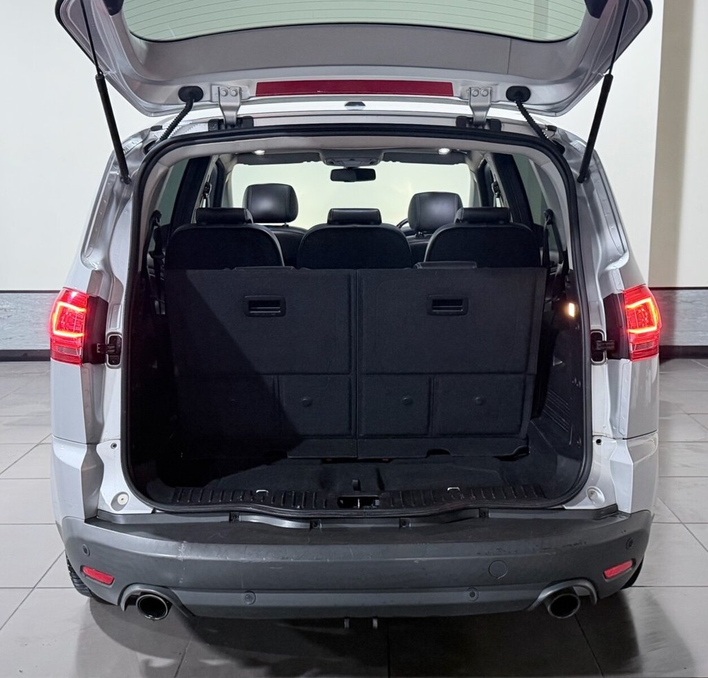 Used Ford S-Max 2010 for sale - 76973105: Photo 35