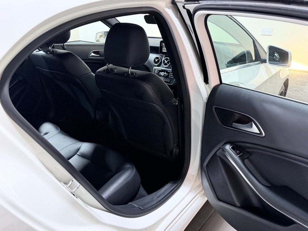 Used Mercedes-Benz A-Class 2015 for sale - 78056637: Photo 28