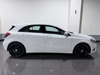 Used Mercedes-Benz A-Class 2015 for sale - 78056637: Photo