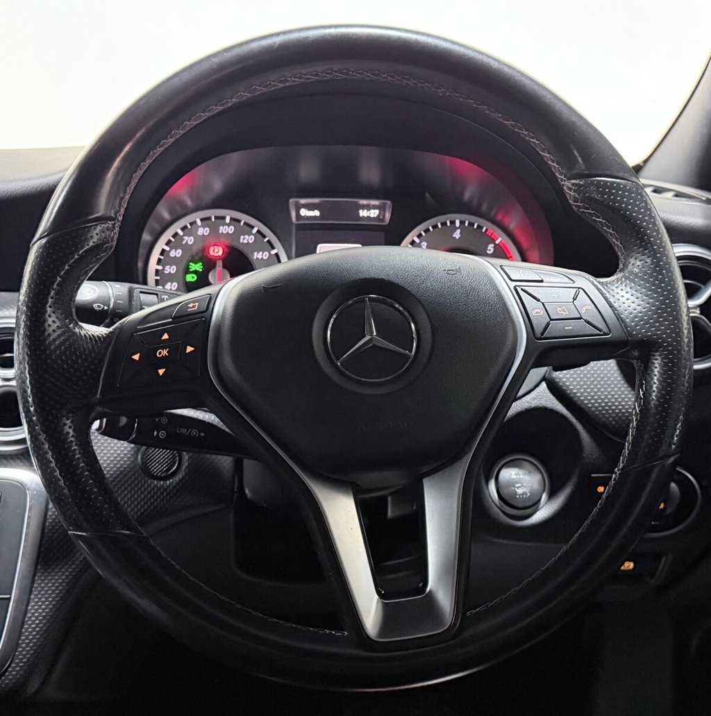 Used Mercedes-Benz A-Class 2015 for sale - 78056637: Photo 8