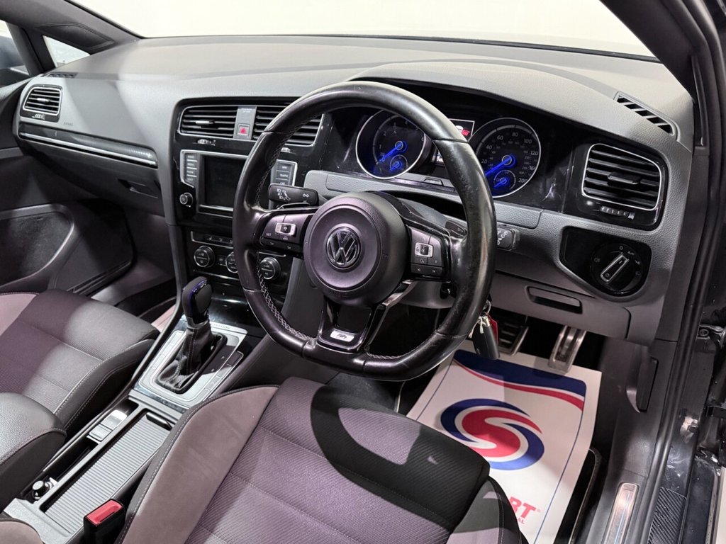 Used Volkswagen Golf 2016 for sale - 76883770: Photo 23