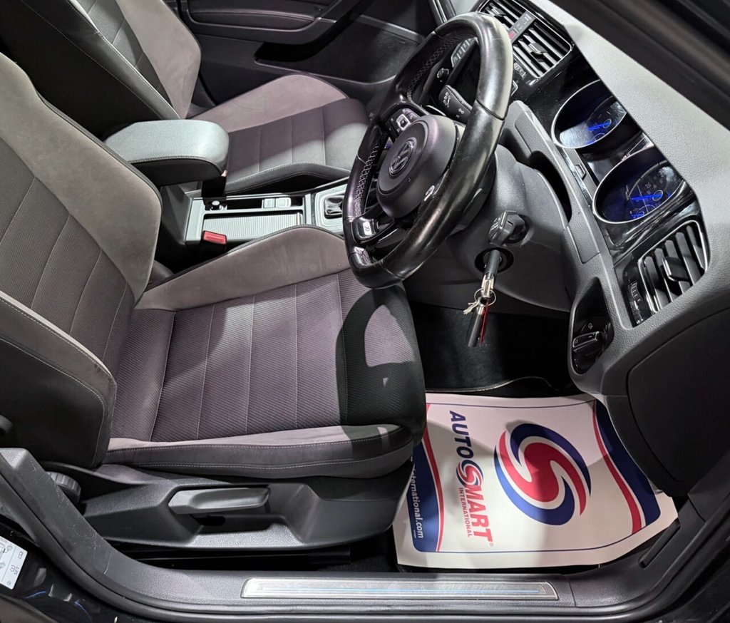 Used Volkswagen Golf 2016 for sale - 76883770: Photo 24